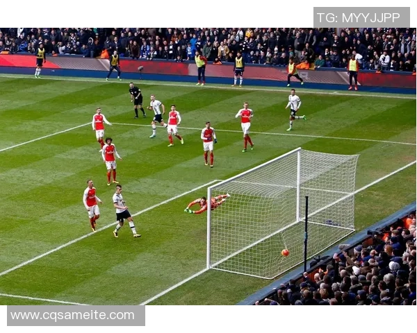 足球明星转型之路哪位球星曾尝试模特生涯揭秘