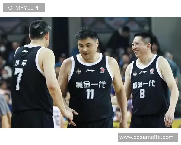 篮球场上的璀璨星光高清合影展现明星风采与激情瞬间